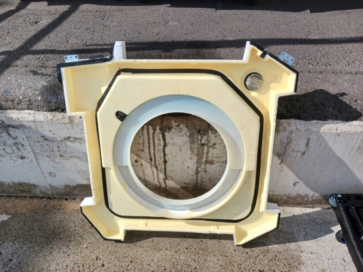 エアコン室内機　洗浄作業